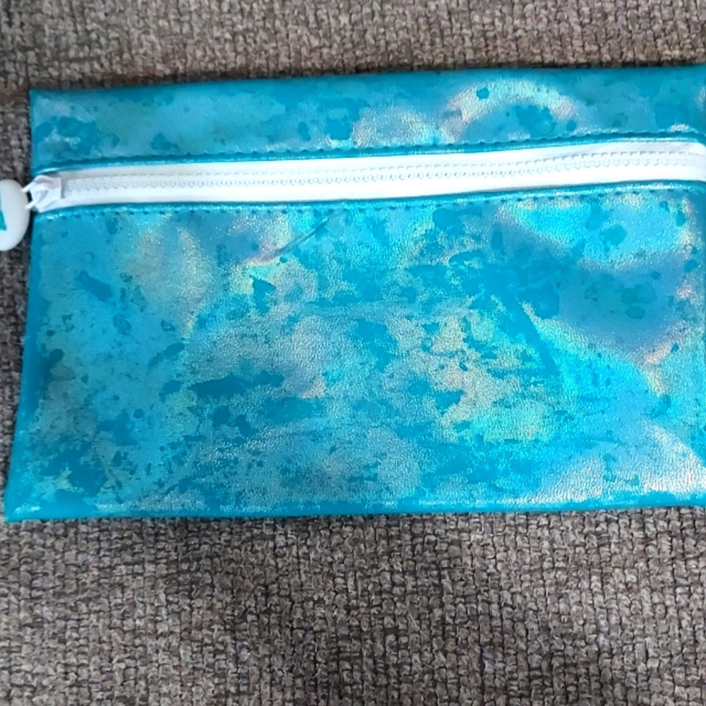 Ipsy makeup bag